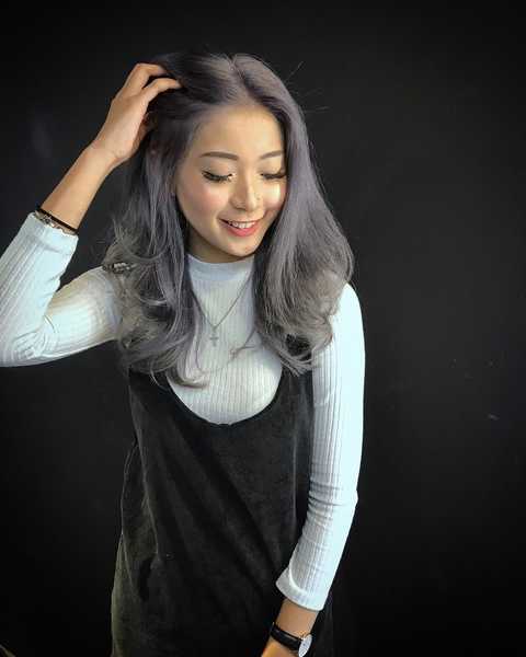 women asian Gray hair