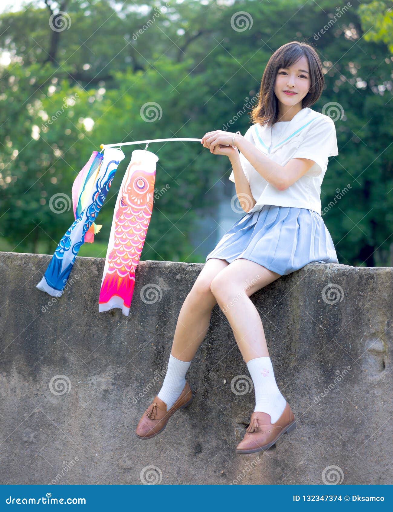 outdoor Asian uniform chicktrainer
